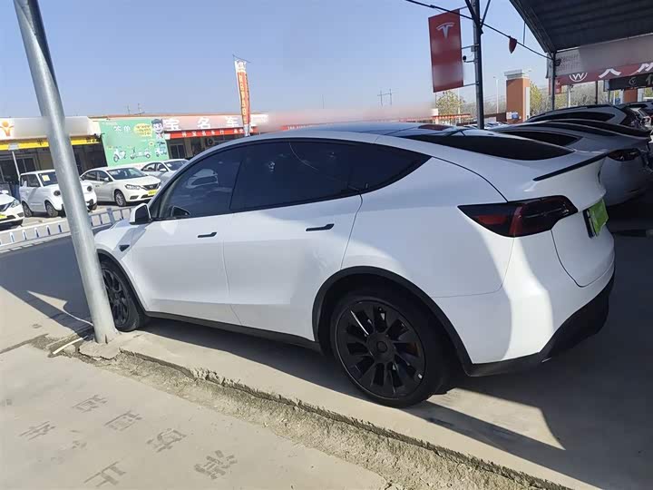 Фото 5 - Tesla Model Y