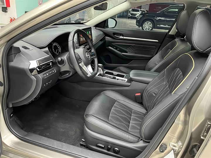 Фото 11 - Nissan Teana