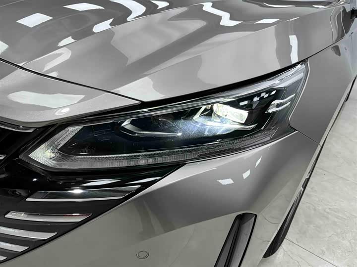 Фото 17 - Nissan Teana