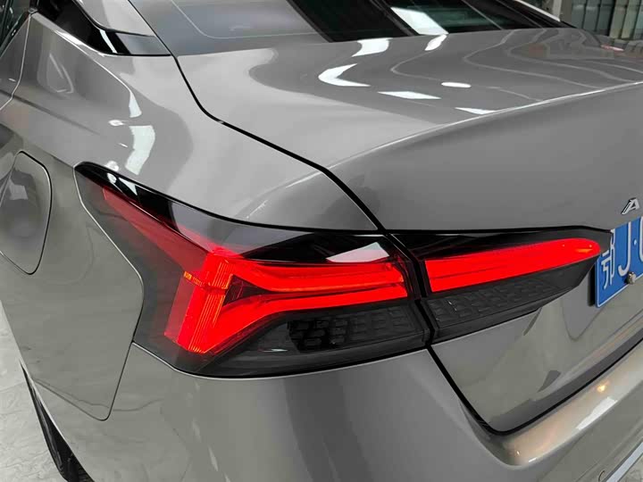 Фото 18 - Nissan Teana