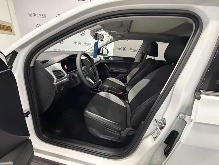 Фото 4 - Volkswagen Tacqua