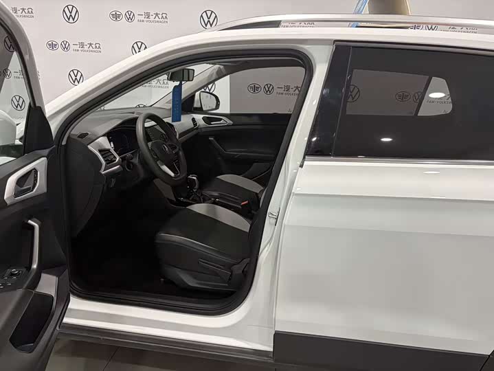 Фото 5 - Volkswagen Tacqua