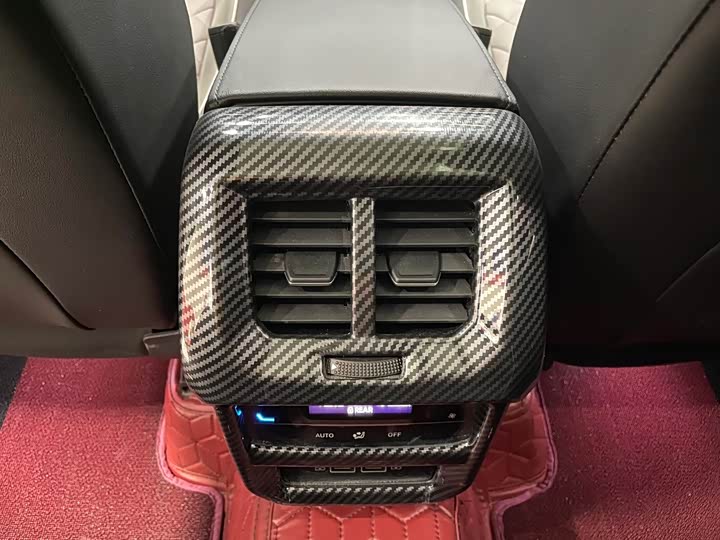 Фото 13 - Volkswagen Tayron