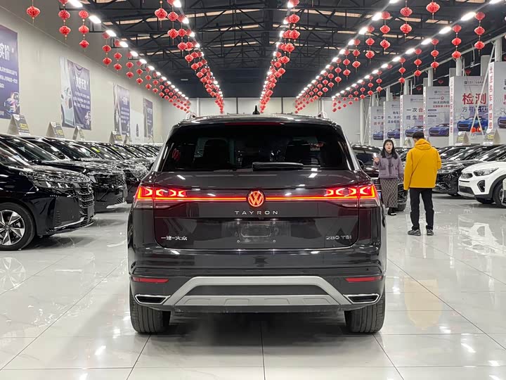 Фото 5 - Volkswagen Tayron