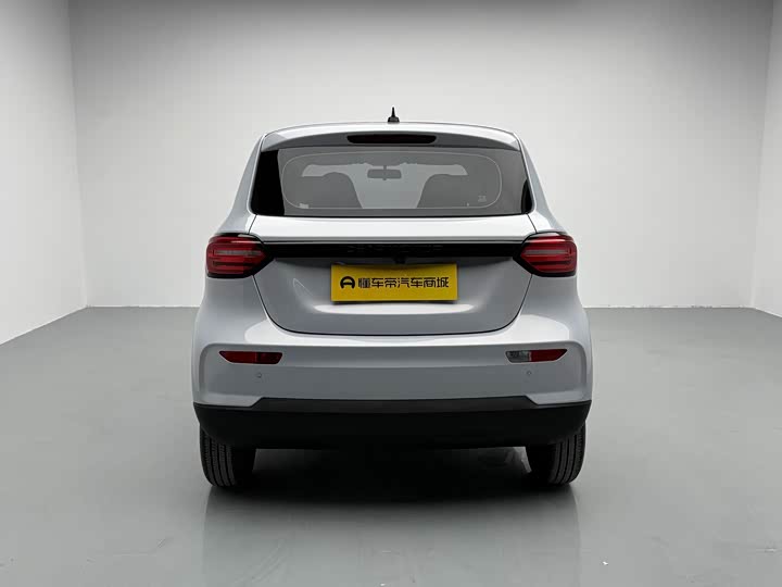 Фото 10 - Leapmotor T03