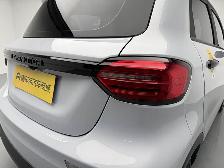 Фото 18 - Leapmotor T03