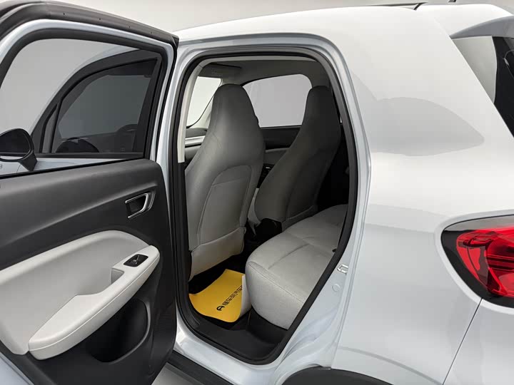 Фото 20 - Leapmotor T03