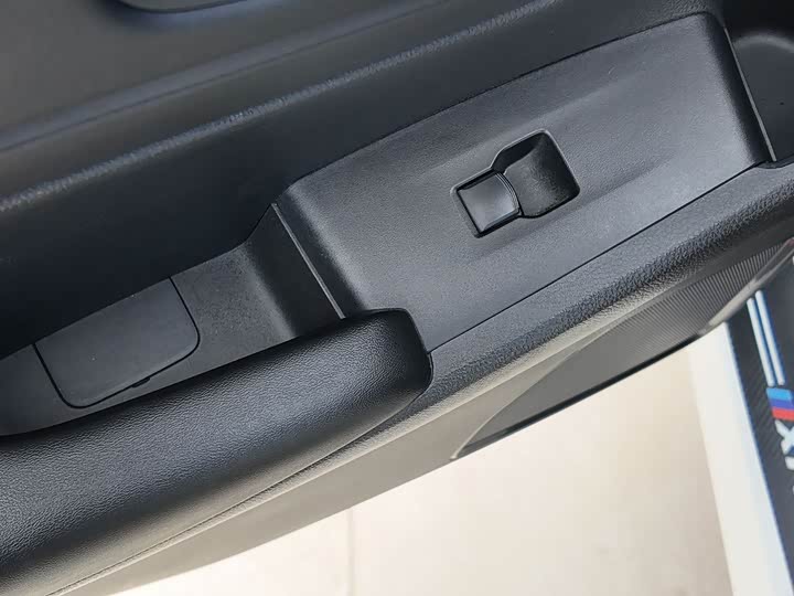 Фото 16 - Honda XR-V