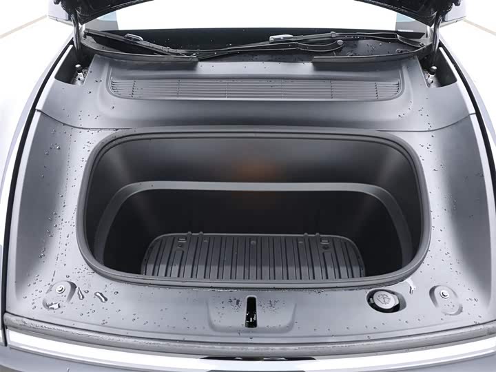 Photo 17 - Tesla Model Y