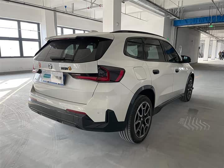 Фото 6 - BMW X1