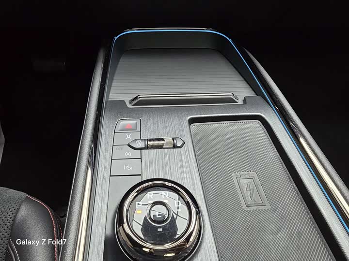 Фото 11 - Ford Mondeo