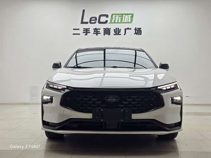 Фото 2 - Ford Mondeo