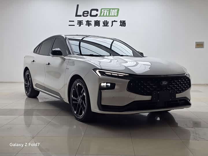 Фото 3 - Ford Mondeo