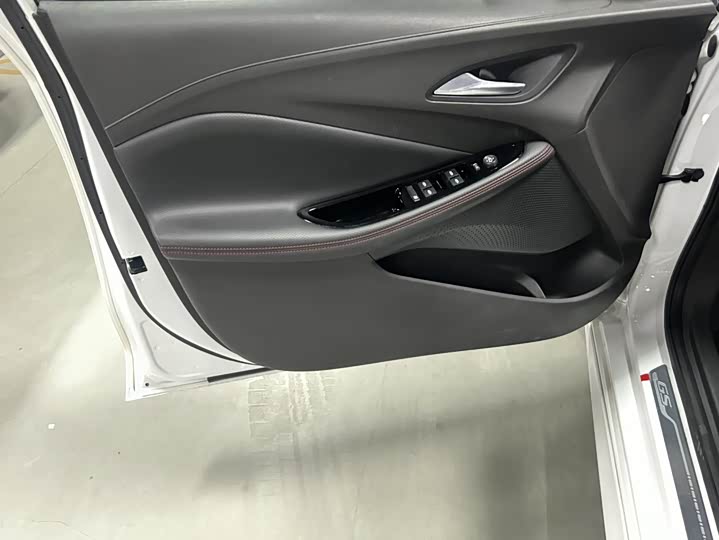 Фото 11 - Buick Verano