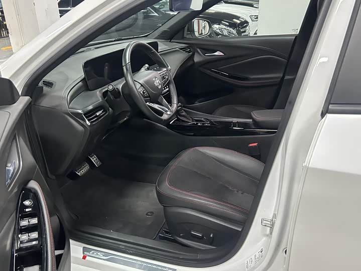 Фото 8 - Buick Verano