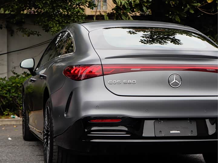 Фото 7 - Mercedes-Benz EQS