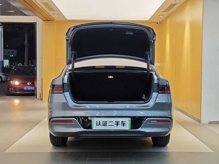 Фото 27 - BYD Qin Plus