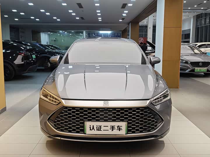 Фото 3 - BYD Qin Plus