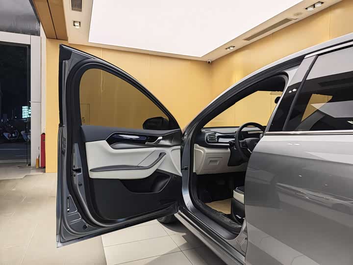 Фото 7 - BYD Qin Plus