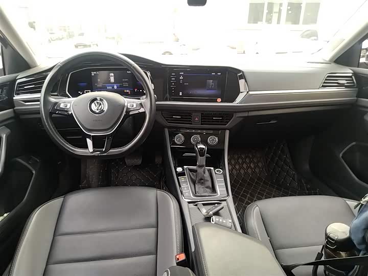 Фото 10 - Volkswagen Sagitar L