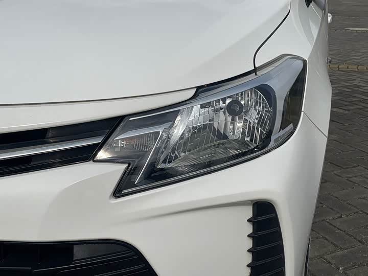 Фото 4 - Toyota Vios