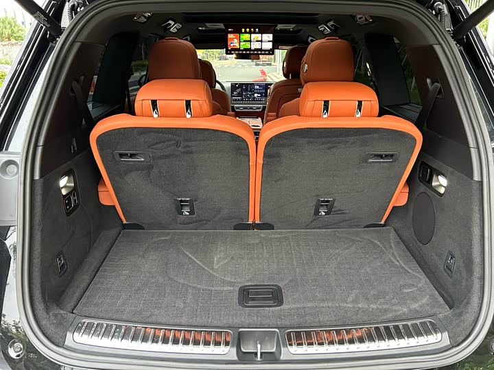 Фото 12 - LiXiang L9