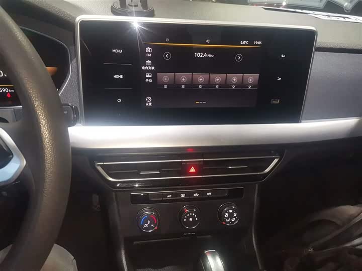 Фото 13 - Volkswagen Lavida