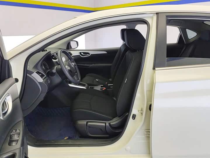 Фото 9 - Nissan Sylphy