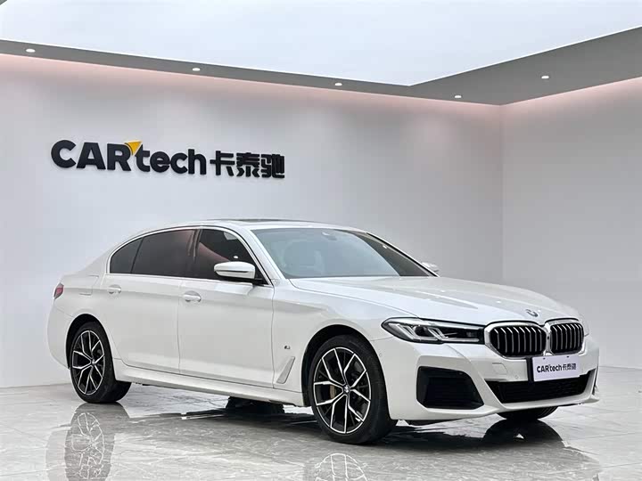 Фото 6 - BMW 5 Series