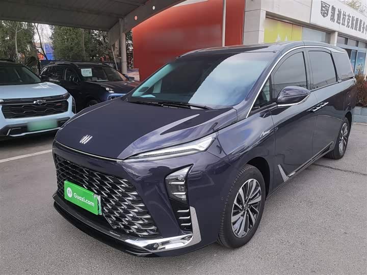 Фото 1 - Buick GL8 Hybrid