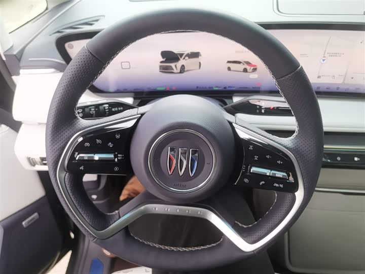 Фото 11 - Buick GL8 Hybrid