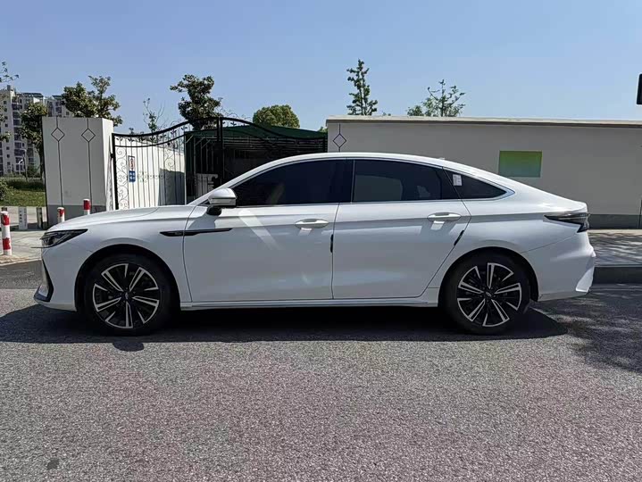 Фото 4 - Chery Arrizo 8