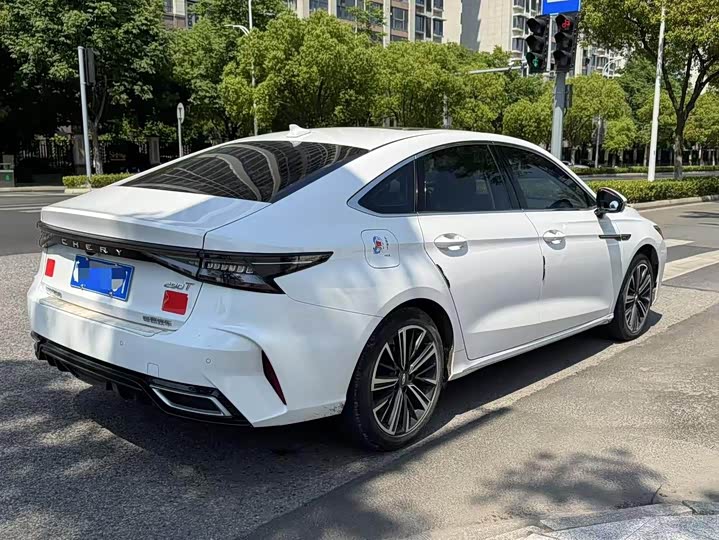 Фото 7 - Chery Arrizo 8