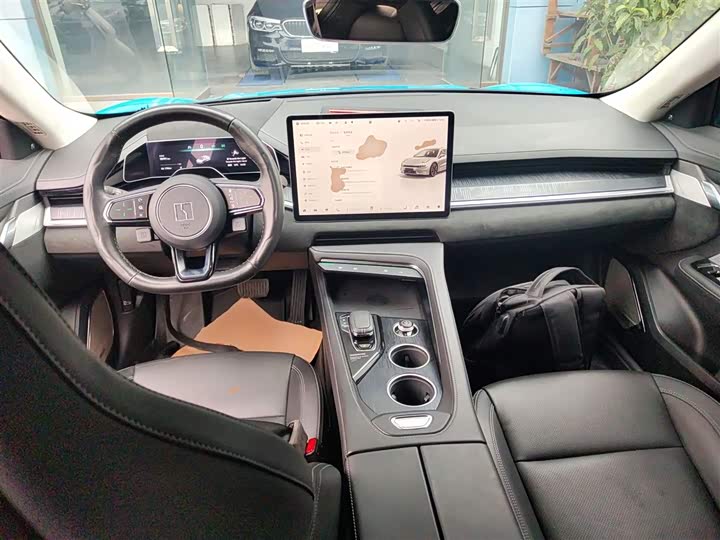 Фото 12 - Zeekr 001