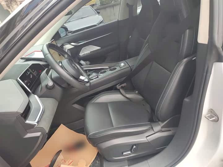 Фото 7 - Zeekr 001