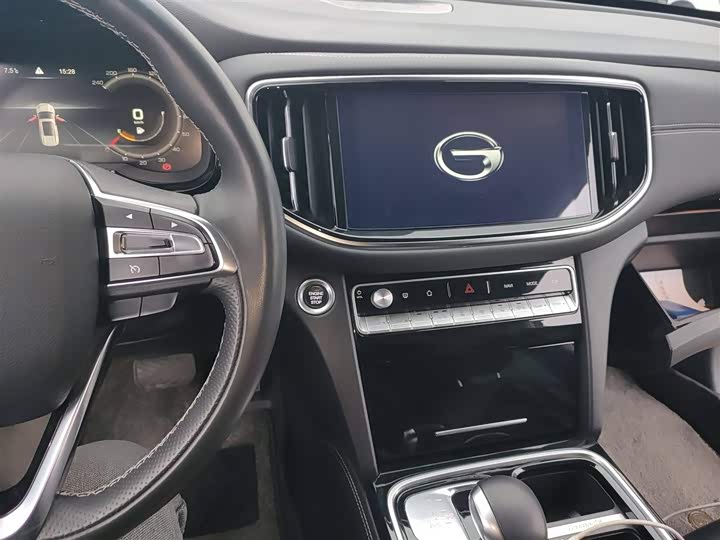 Фото 10 - GAC Trumpchi GS8