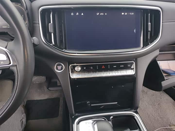 Фото 13 - GAC Trumpchi GS8