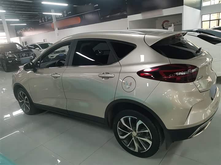 Фото 5 - Geely Emgrand GS