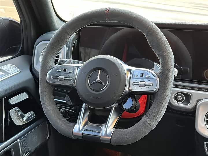 Фото 15 - Mercedes-Benz G-Class AMG