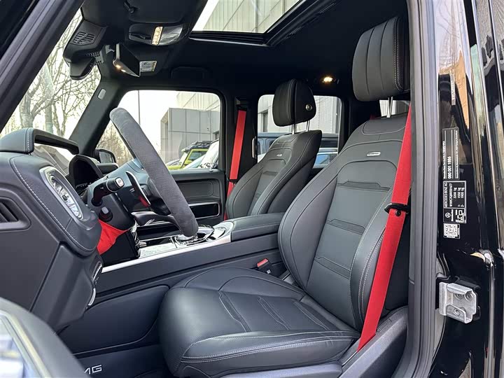 Фото 9 - Mercedes-Benz G-Class AMG