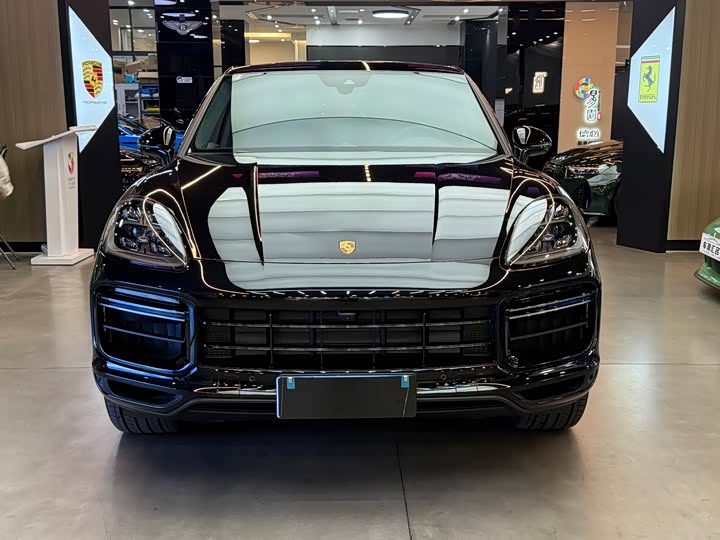 Фото 2 - Porsche Cayenne