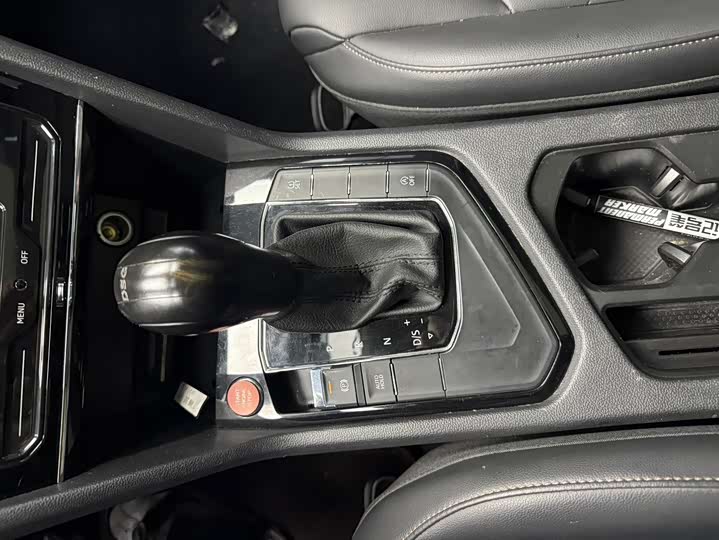 Фото 13 - Volkswagen Tharu