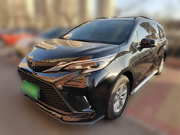 Фото 2 - Toyota Granvia