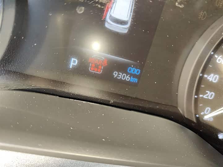 Фото 5 - Toyota Granvia