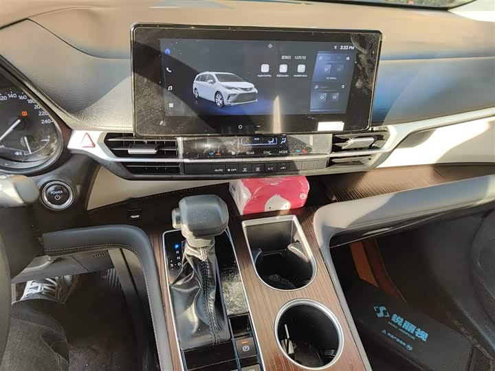 Фото 6 - Toyota Granvia