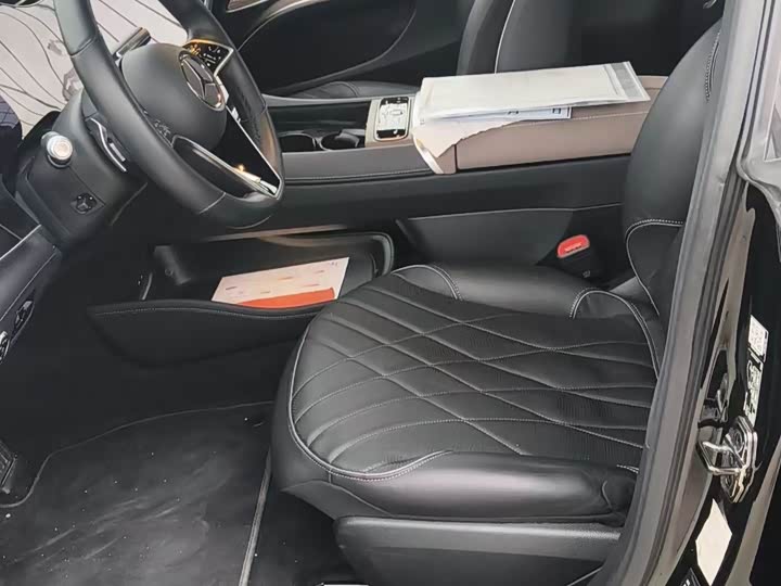 Фото 6 - Mercedes-Benz EQS