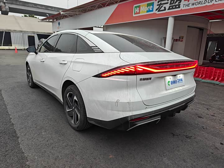 Фото 12 - Geely Galaxy L6