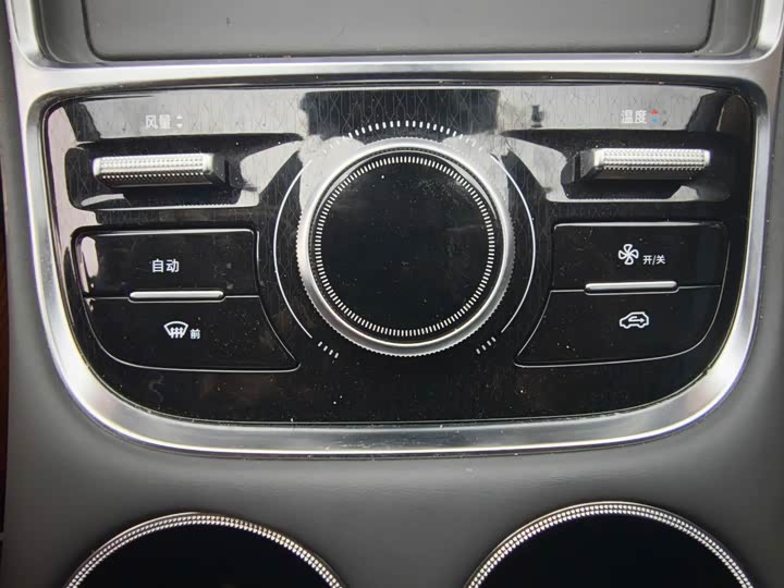 Фото 20 - Geely Galaxy L6