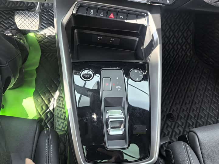 Фото 10 - Audi A3