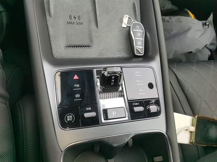 Фото 14 - BYD Sea Lion 07 EV